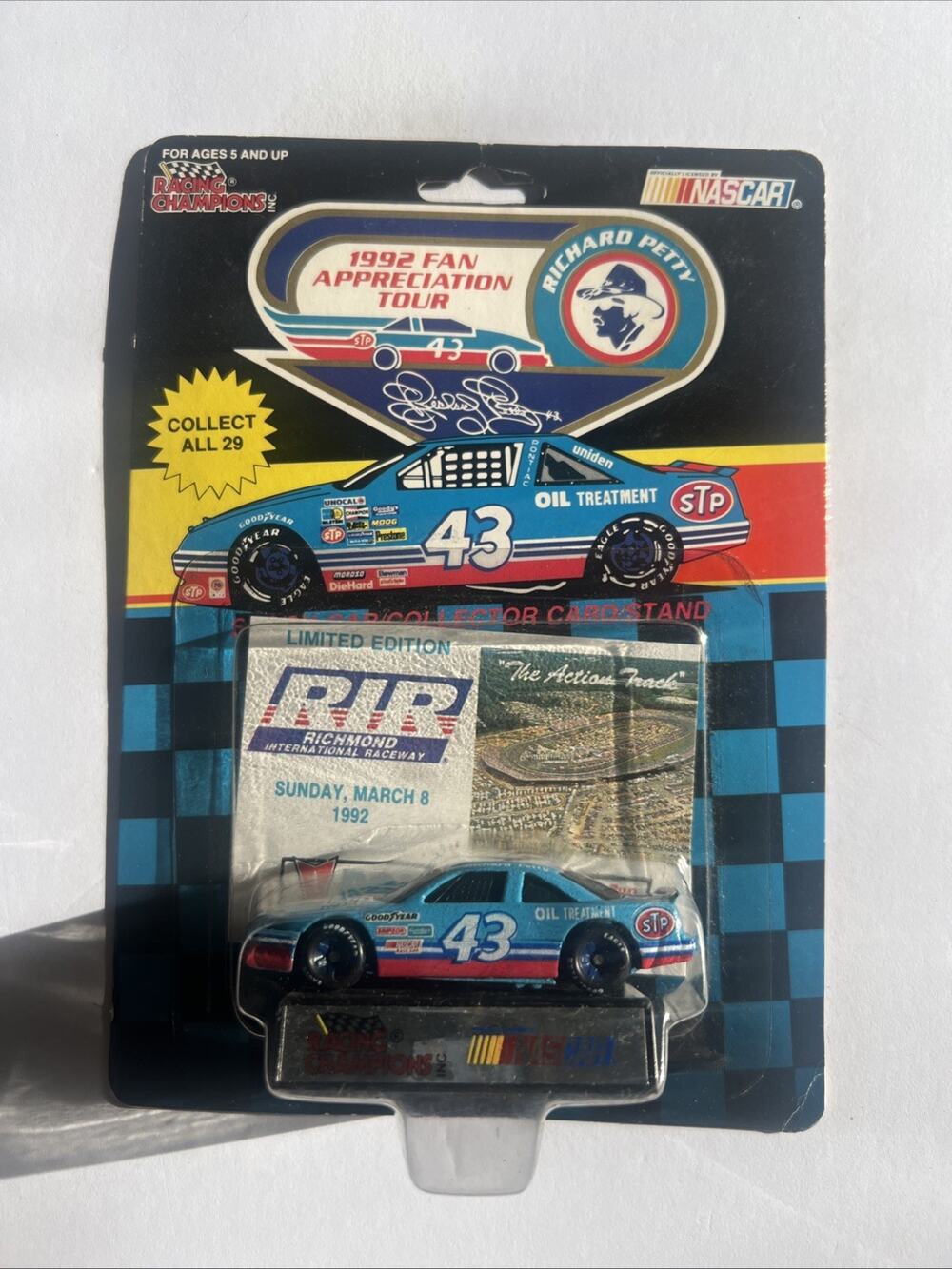 1992 Racing Champions Richard Petty Richmond (RIR) variant